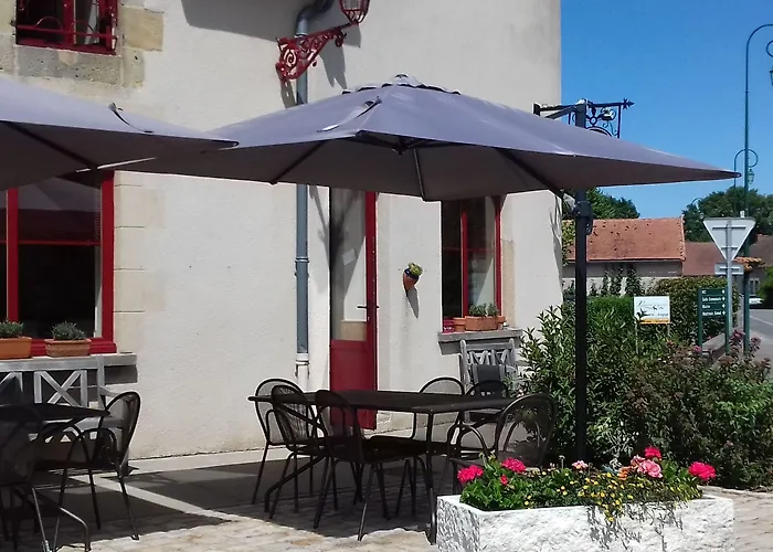 Отель Aubin Saint-Aubin-le-Monial